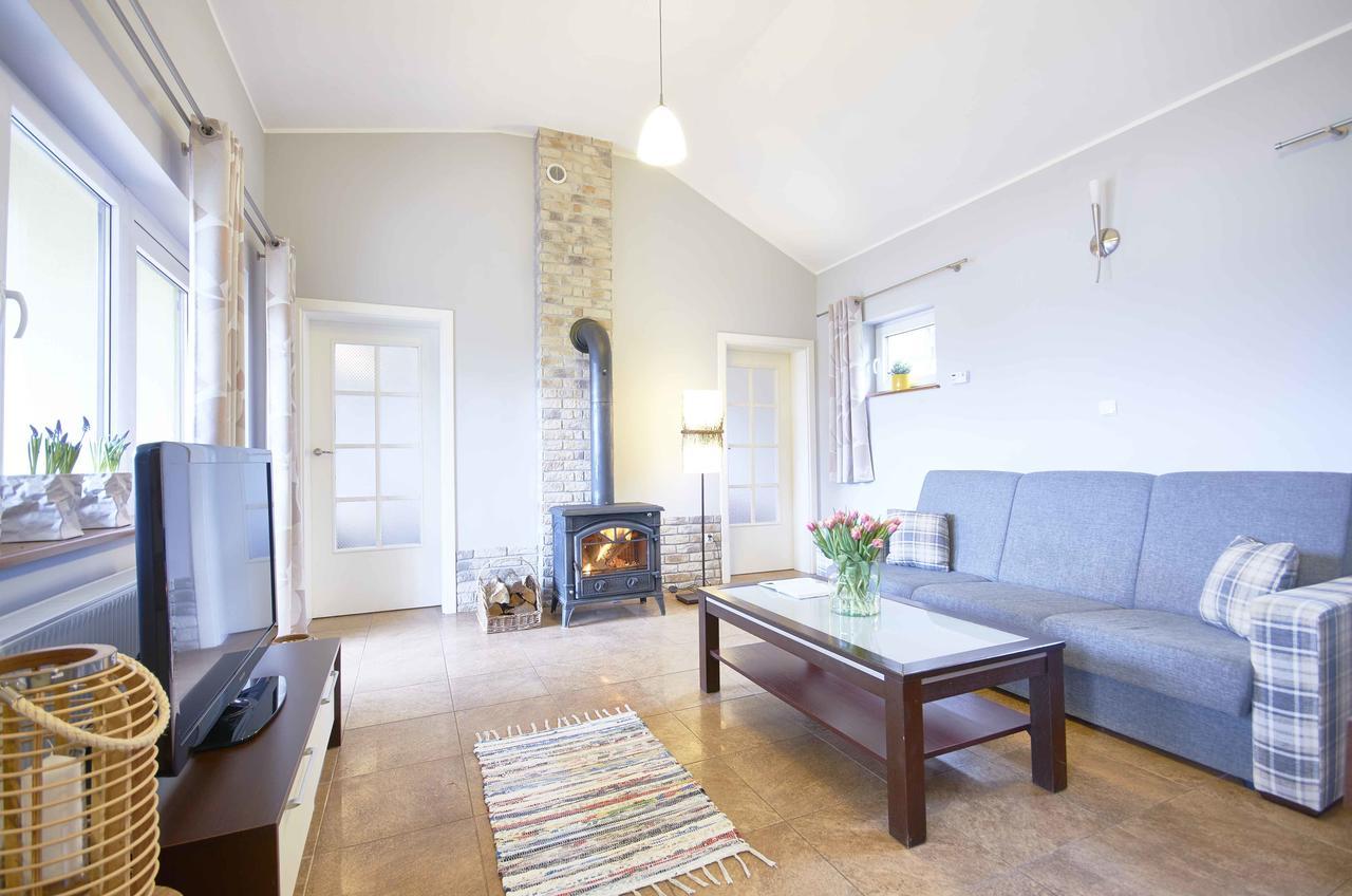 Arenda Apartamenty&Domki Caloroczne Sierakow  ภายนอก รูปภาพ